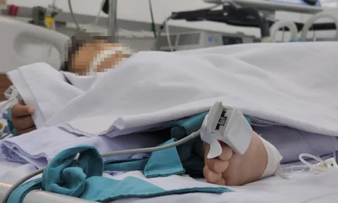 1 trẻ mắc bệnh tay chân miệng nặng tử vong