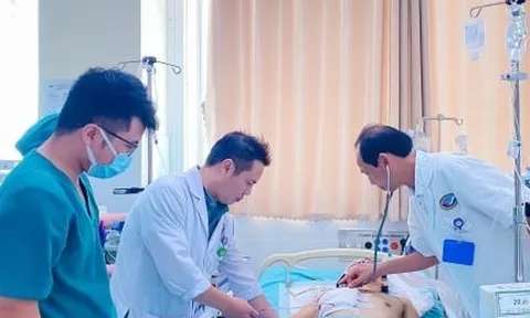 Cứu sống nam thanh niên bị dao đâm thấu ngực