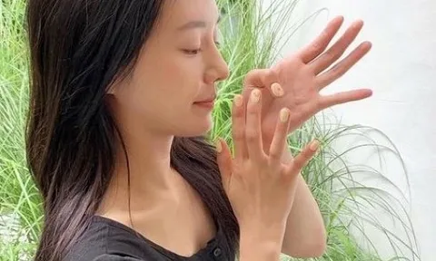 Gan gặp vấn đề, bàn tay sẽ nhanh chóng phát ra 4 cảnh báo