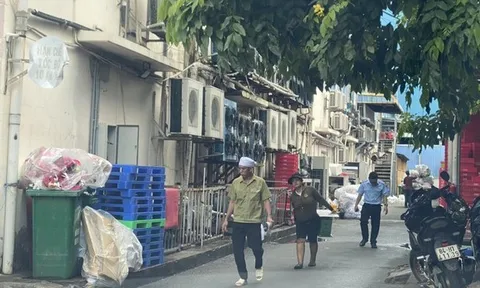 Ám ảnh bữa tiệc Tết Trung thu: Bé gái 6 tuổi tử vong, hàng chục người ngộ độc