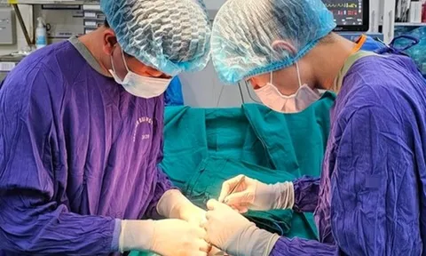 Nam thanh niên 20 tuổi tự cắt dương vật do ảo thanh