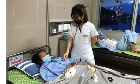 Thái Bình: Sau bữa tiết canh, một người tử vong hai người cấp cứu