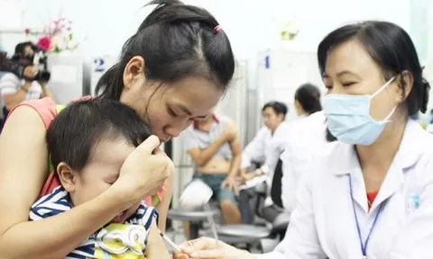 TPHCM cạn kiệt vắc xin trong chương trình tiêm chủng mở rộng