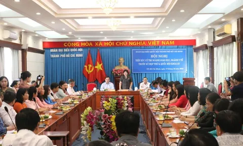 TP HCM kiến nghị nâng mức lương khởi điểm với bác sĩ trẻ