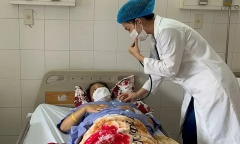 Hội chẩn phối hợp can thiệp nội mạch cứu sản phụ băng huyết nguy kịch