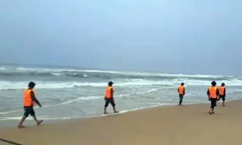 Một người Hàn Quốc tử vong do đuối nước khi tắm biển ở Hội An