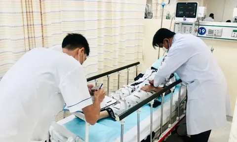 TP Hồ Chí Minh: 5 người phải nhập viện sau ăn bánh canh ghẹ