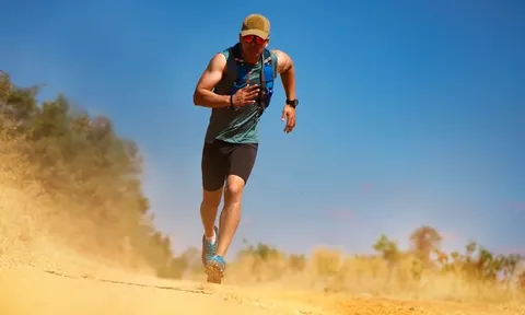 Người đàn ông 32 tuổi suy thận sau khi chạy bộ: Bác sĩ chỉ ra lỗi sai gặp ở nhiều người