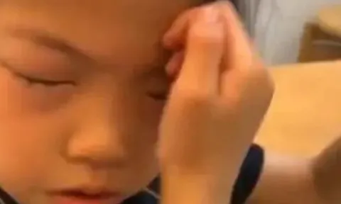 Bé gái 9 tuổi gần như bị mù, thủ phạm có thể cũng đang ở quanh bạn