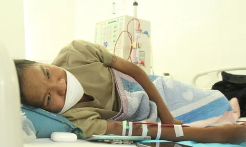 Chàng shipper suy thận mạn giai đoạn cuối ở tuổi 27, hối hận vì có 1 sai lầm nhiều người trẻ mắc