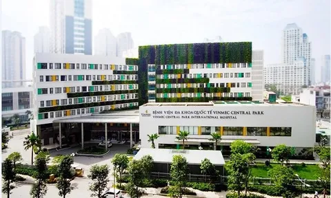 Ứng dụng kỹ thuật cao cứu ca bệnh u thần kinh méo mặt, liệt chân