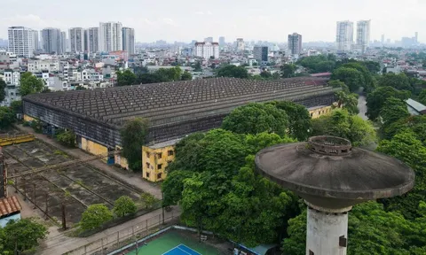 Hình ảnh khó tin ở nhà máy xe lửa lớn nhất Việt Nam: Tương lai bất định của 20 ha 'đất vàng' giữa Thủ đô
