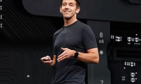 Thêm “lão thành” Apple rời khỏi công ty sau 25 năm