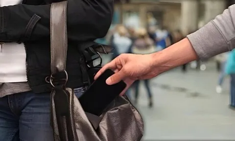 Apple công bố biện pháp thú vị khiến kẻ trộm iPhone "nản lòng"