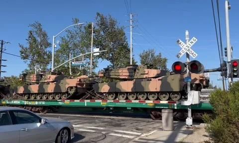 Hé lộ hình ảnh siêu xe tăng M1A2 Abrams được cho là vận chuyển đến “xứ sở Kangaroo”