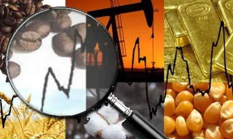 Thị trường ngày 6/7: Giá vàng cao nhất 1 tháng, dầu quặng sắt, cao su giảm