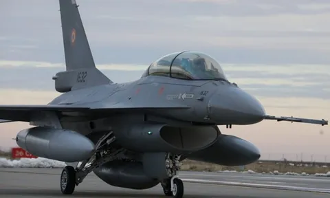 Loại vũ khí giúp tiêm kích F-16 tấn công chính xác mục tiêu ngoài tầm nhìn