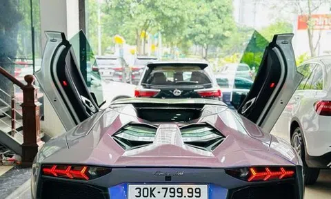 Siêu xe Lamborghini Aventador biển tứ quý 9 rao bán giá 22 tỷ đồng