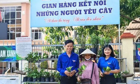 Chàng trai khởi nghiệp thành công từ 'loài hoa lạ’