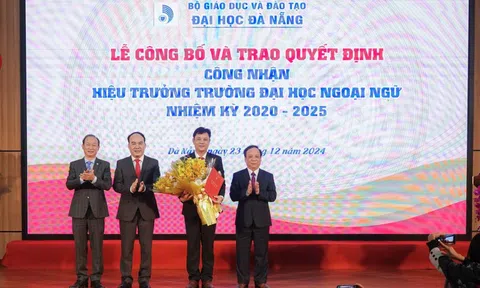 Trường Đại học Ngoại ngữ - Đại học Đà Nẵng có tân Hiệu trưởng