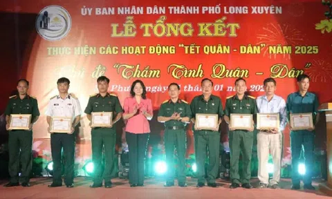 Ấm áp 'Tết quân - dân' ở An Giang