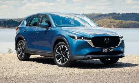 Mazda CX-5 bất ngờ được cập nhật nhẹ khi sắp lên đời, trang bị từng chỉ có trên bản cao nay áp dụng cho cả bản dưới