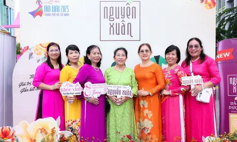 Nguyên Xuân tôn vinh giá trị truyền thống qua Lễ hội Áo dài TP.HCM 2025