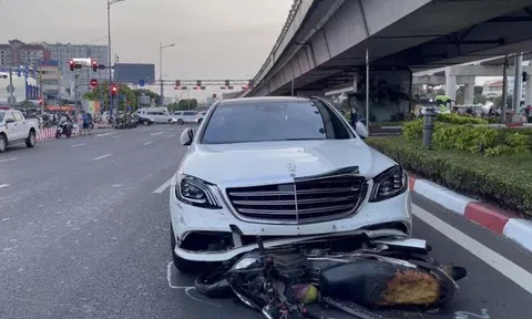 Vụ xe Mercedes tông hàng loạt xe máy: Một nạn nhân tử vong