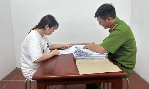 Bắt đối tượng chiếm đoạt tài sản từ việc làm hồ sơ du học