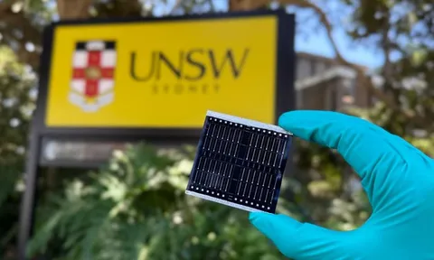 Đột phá với tấm pin năng lượng mặt trời làm từ vật liệu không ngờ