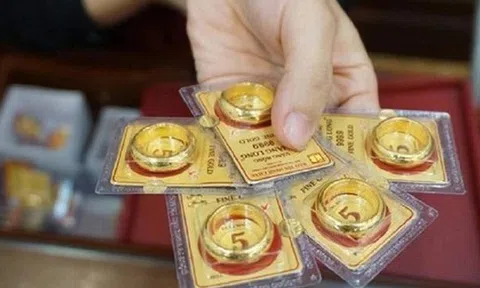 Mua vàng qua mạng, người phụ nữ nhận kết đắng