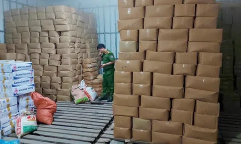 Phát hiện 29 tấn thực phẩm không rõ nguồn gốc chỉ trong một ngày