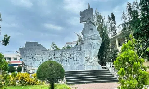 Cảng Quy Nhơn – Địa điểm 300 ngày chuyển quân tập kết ra Bắc được xếp hạng di tích quốc gia