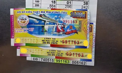 Trúng độc đắc 4 tỷ đồng, người đàn ông ở TP.HCM hậu tạ người bán số tiền "khủng"