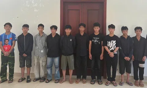 Nghệ An: Khởi tố nhóm đối tượng vác hung khí đi giải quyết mâu thuẫn