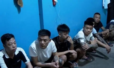 Phá đường dây mua bán người, ép làm nhân viên phục vụ tại các quán karaoke