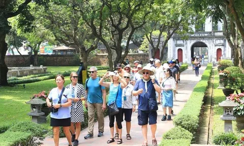 Đón hơn 9,2 triệu lượt khách quốc tế đến Việt Nam trong 5 tháng 2025