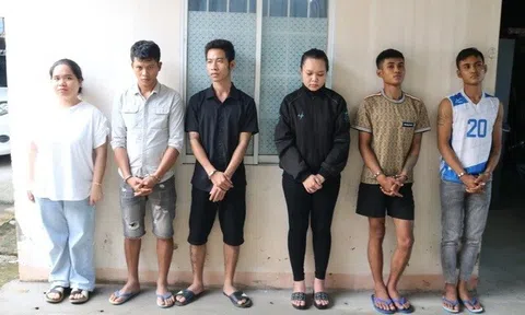 Kiểm tra nhà nghỉ trong đêm, phát hiện bí mật của 4 gã trai cùng 1 người phụ nữ