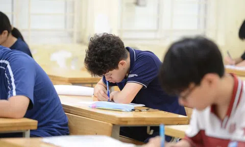 Gần 103.000 sĩ tử Hà Nội vượt “ải” cuối kỳ thi vào lớp 10