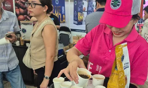 Bất ngờ với chia sẻ của một doanh nhân làm cà phê thật