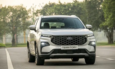 Cơ hội nào cho Ford Territory soán ngôi Mazda CX-5 thành vua doanh số phân khúc trong năm nay?