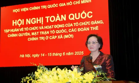Bộ trưởng Nội vụ: Cấp xã không còn là 'cánh tay nối dài', mà là 'bộ não' điều hành tại cơ sở