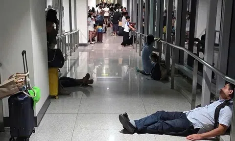 Chấn chỉnh bất cập trong phục vụ hành khách tại sân bay Tân Sơn Nhất
