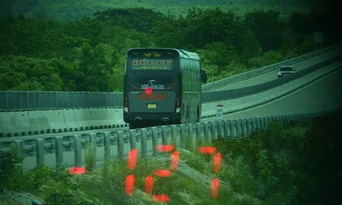 Xe khách chở theo 22 người "phóng như bay", vượt tốc độ cho phép trên 37km/h