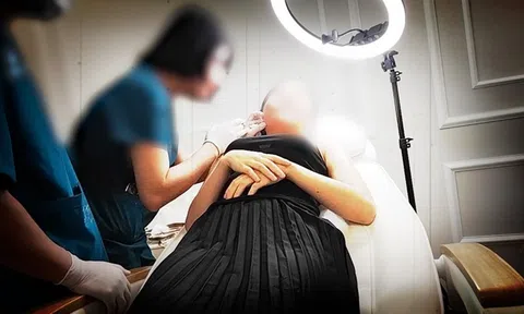 Đà Nẵng: Thẩm mỹ giá 2 triệu "vẽ" thành 22 triệu, đoàn kiểm tra ập đến, bác sĩ quăng áo blouse chạy trốn