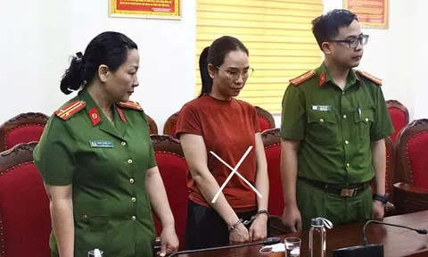 Khởi tố, bắt tạm giam nguyên kế toán trưởng Trung tâm Y tế