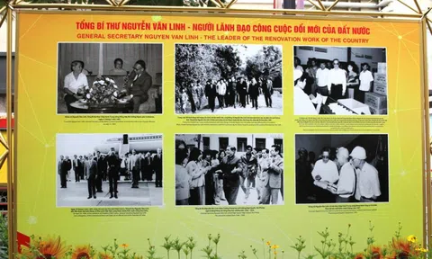 Khai mạc triển lãm ảnh 'Đồng chí Nguyễn Văn Linh - Nhà lãnh đạo kiên định và sáng tạo của cách mạng Việt Nam'