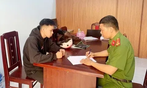 Vờ mua vé số, nam thanh niên giật dây chuyền của cụ bà 83 tuổi