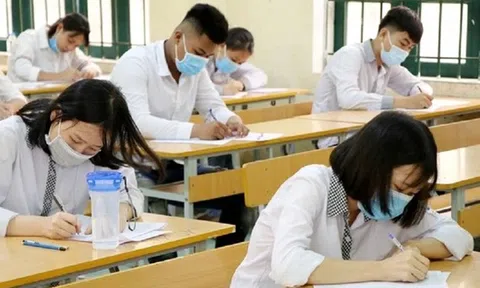 Nhiều trường đại học chốt điểm sàn xét tuyển, thấp nhất 12 điểm