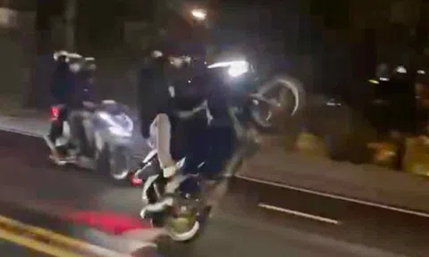 Xử lý nhóm thanh thiếu niên bốc đầu xe, nẹt pô, buông tay trên phố… rồi đăng clip câu view